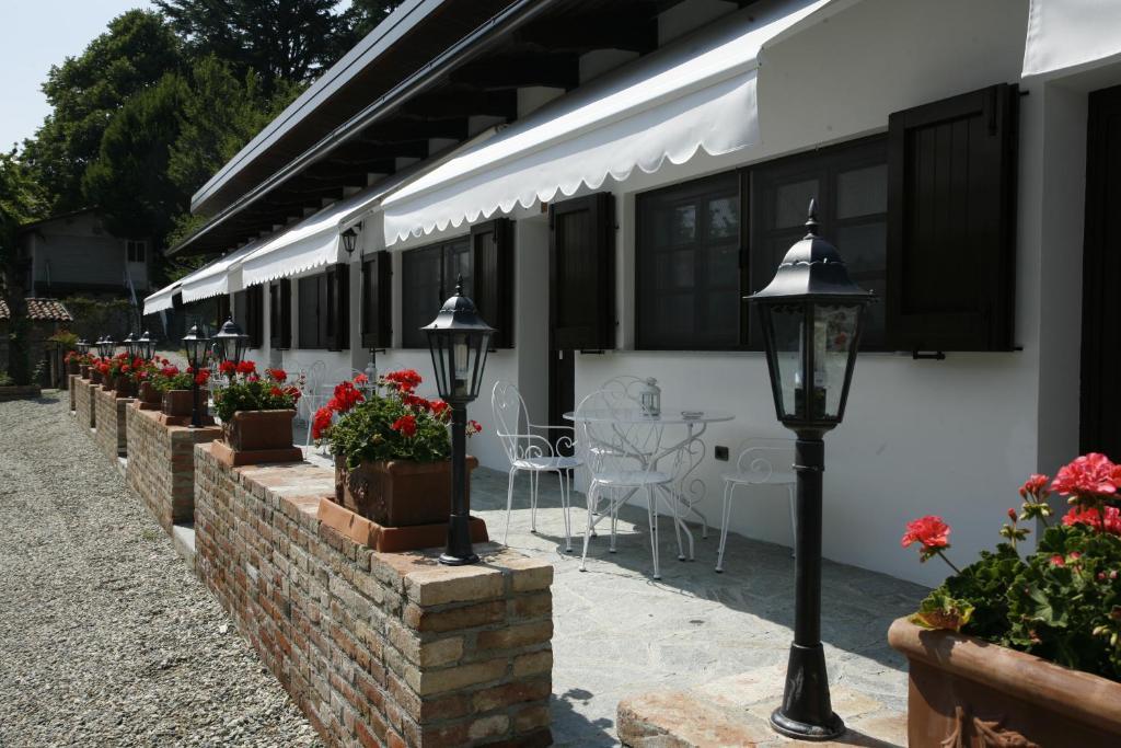Aparthotel La Maragliana à Castel Rocchero Chambre photo