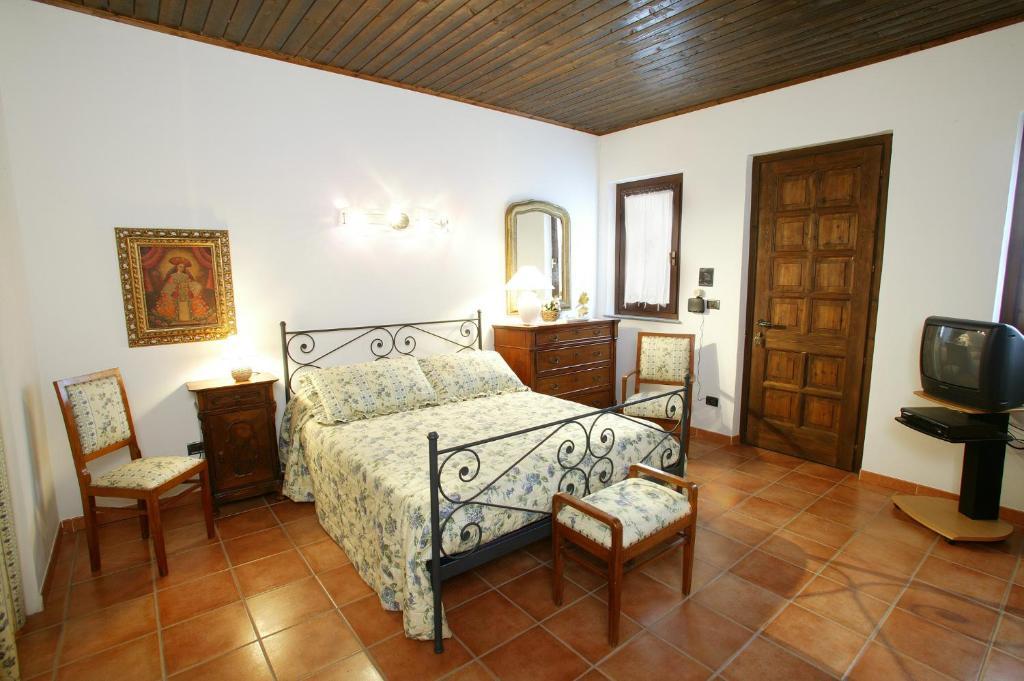 Aparthotel La Maragliana à Castel Rocchero Chambre photo