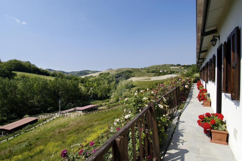Aparthotel La Maragliana à Castel Rocchero Chambre photo