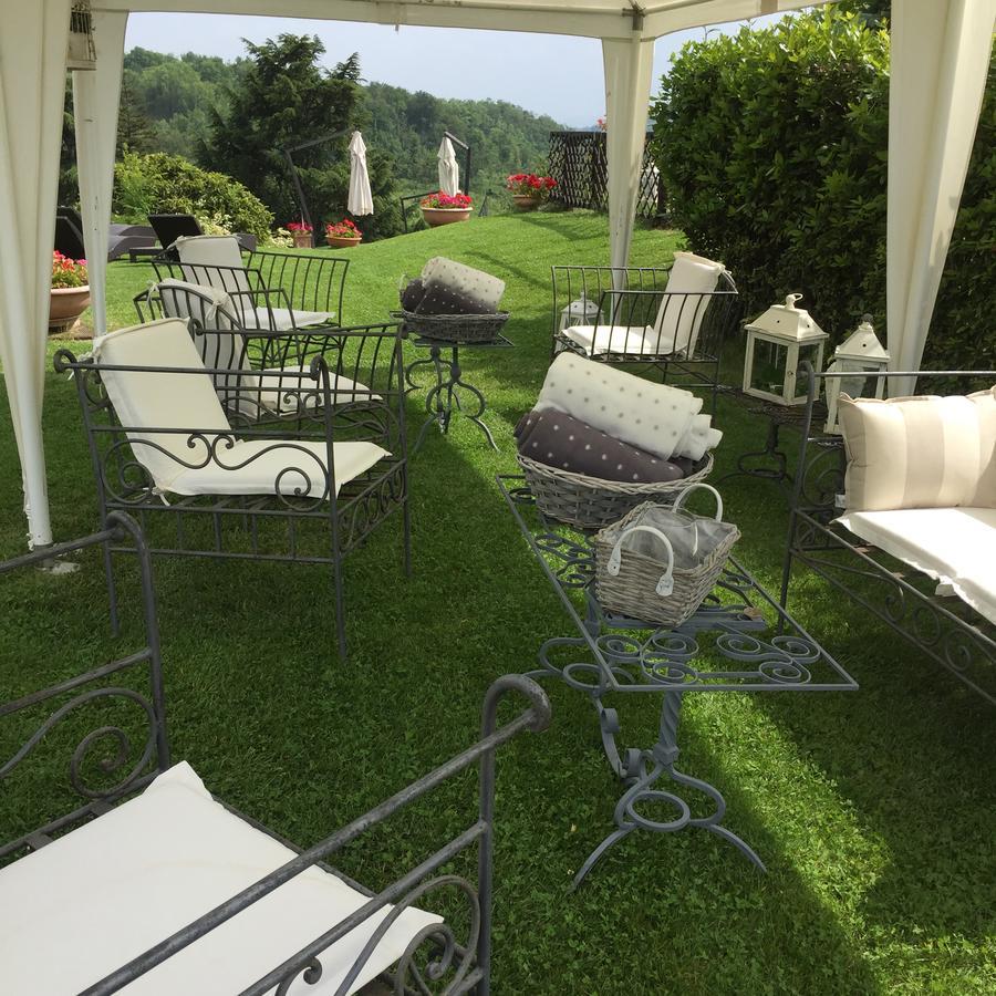 Aparthotel La Maragliana à Castel Rocchero Extérieur photo